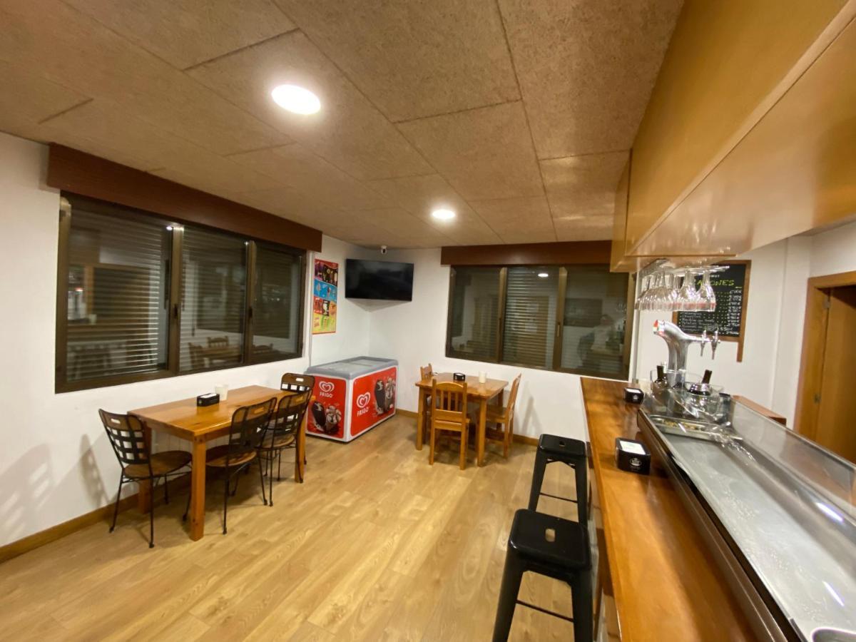Albergue El Camino De Santovenia Santovenia De Oca Eksteriør billede