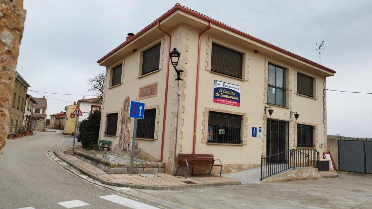 Albergue El Camino De Santovenia Santovenia De Oca Eksteriør billede